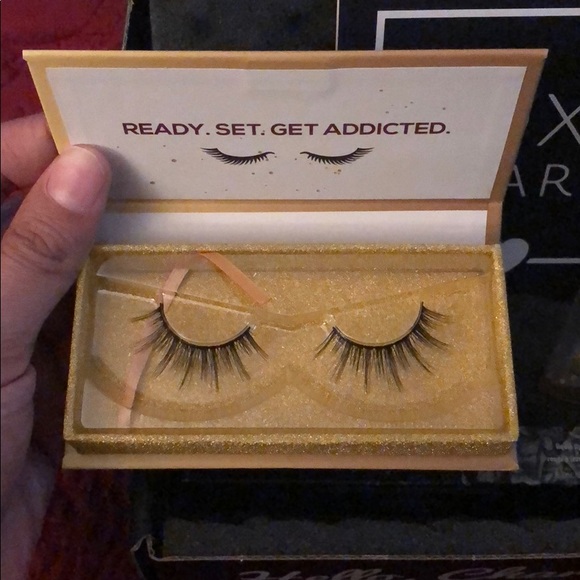 📌SOLD📌BOXYCHARM - Picture 3 of 7